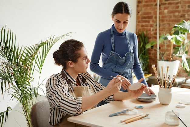 Ruky pri vyšívaní